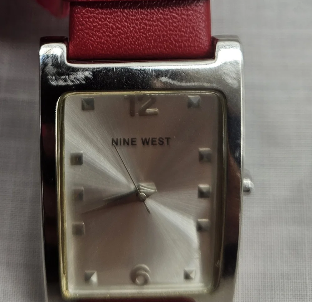 Nine‎ West Womens Watch Red Leather Strap Silver Rectangular Dial Needs Battery